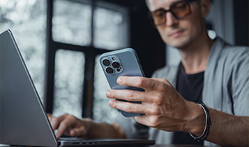 iPhone users, beware: stay alert for tax refund scams!